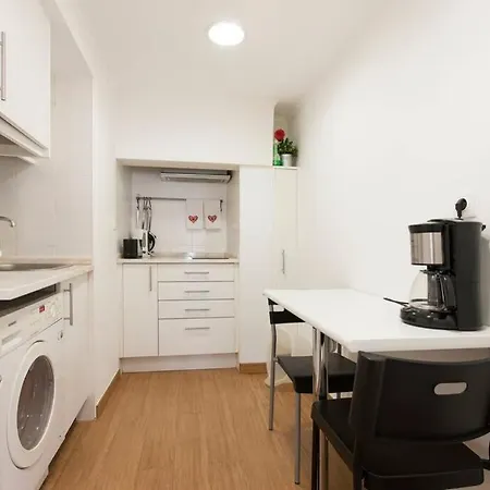 Quiet And Cosy Alfama Apt * Lisbon