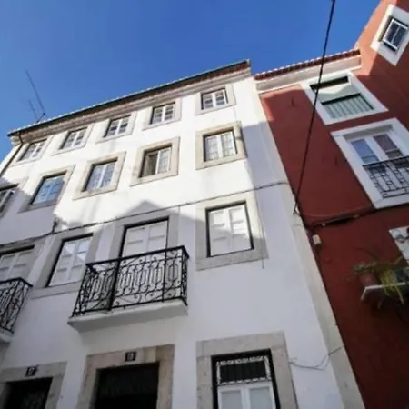 Quiet And Cosy Alfama Apt Lisbon