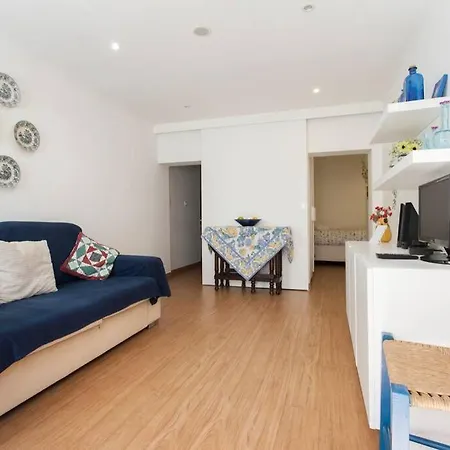 Quiet And Cosy Alfama Apt
